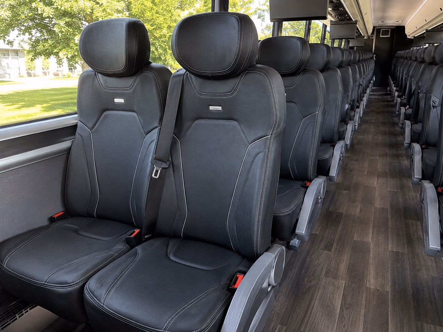 use pittsburghcharterbusservices com to compare wine tour buses for bachelorettes birthdays and private groups